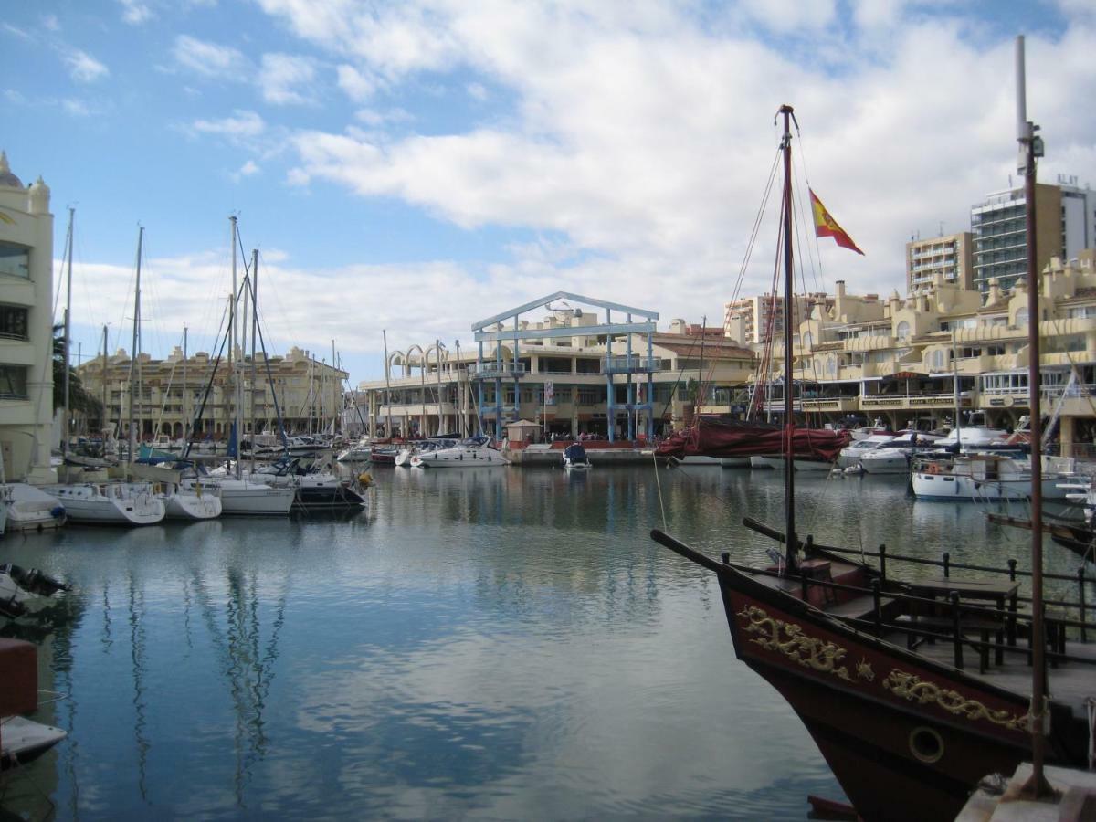 Apartamento En Puerto Marina Apartment Benalmádena Exterior photo