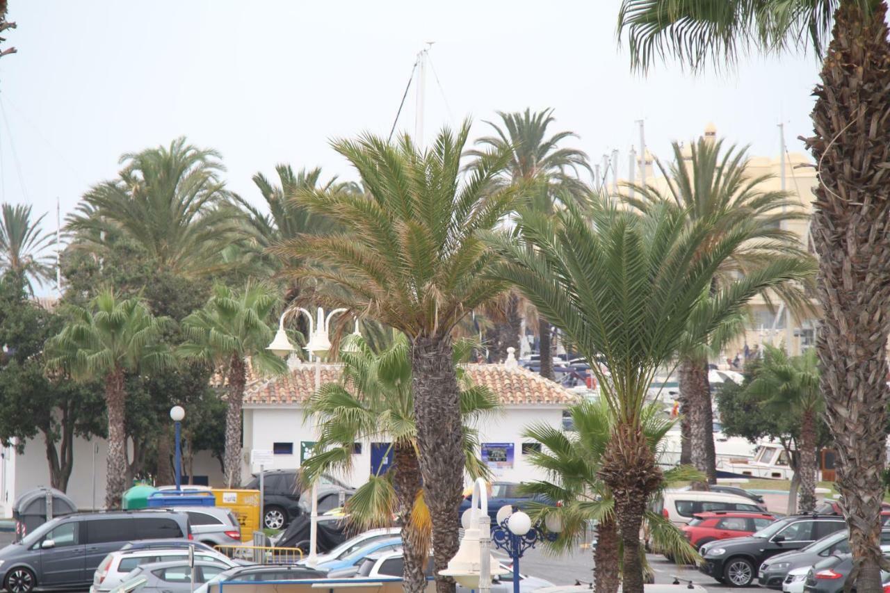 Apartamento En Puerto Marina Apartment Benalmádena Exterior photo